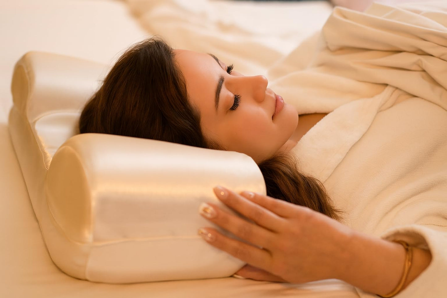 Austin Horn Classics Beauty Pillow – Anti-Wrinkle & Neck Support Memory Foam Sleep Pillow with White Mulberry Silk Cover – Ergonomic Back & Neck Support, Zippered Removable Cover, Made in USA