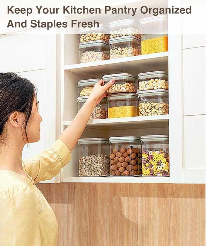 Hontent Large Pop Airtight Food Storage Containers Set with Lids 4.2Qt/4L Food Containers with Scoop, Kitchen Pantry Organization and Storage, BPA Free Stackable Cereal Container (4 * 4.2Qt)