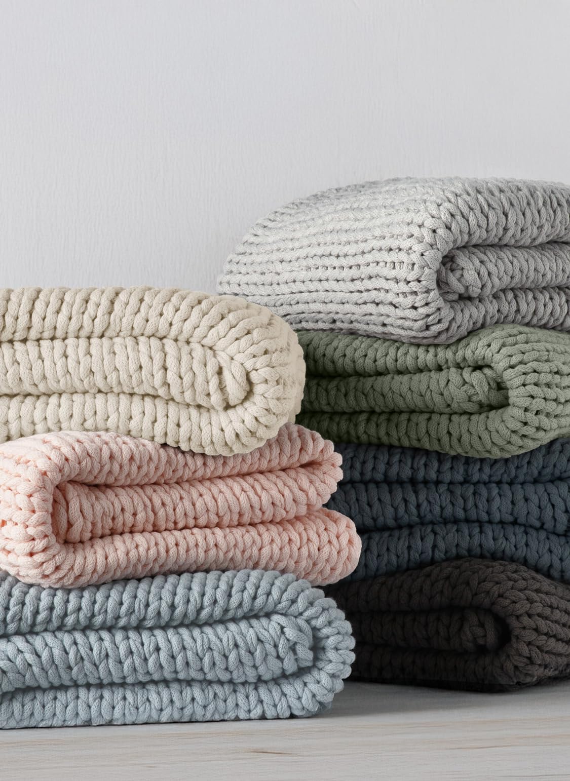 Linen Market Beddings Oversized Chunky Knit Throw Blanket-100% Ultra-Soft Acrylic Hypoallergenic - 47'' x 59'' Cozy Home Accent for Snuggling, Lounging, and Stylish Décor (Light Blue)