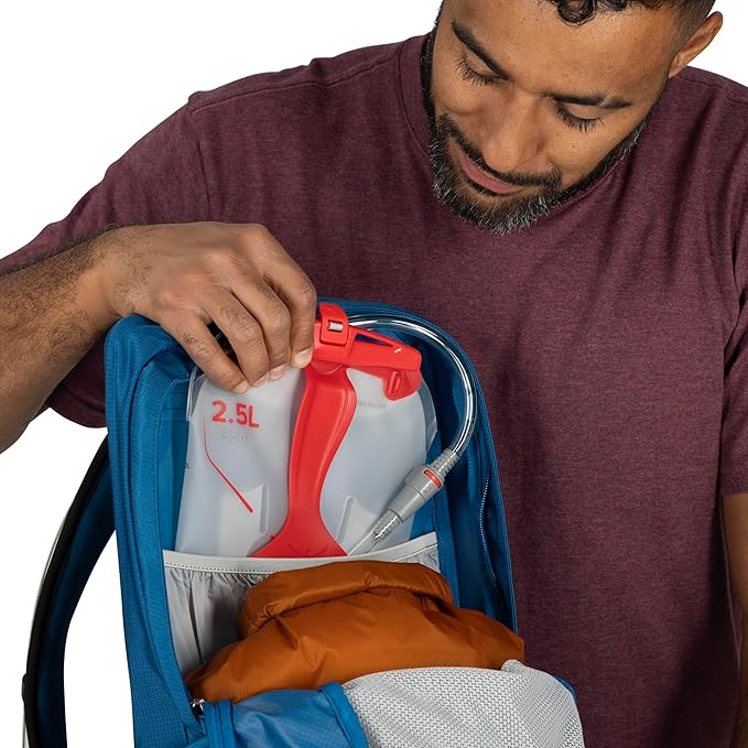 Osprey Talon 11L Men's Lightweight Hiking Backpack - Small Daypack for Travel & Camping, Frosty Mint Green/Night Shift