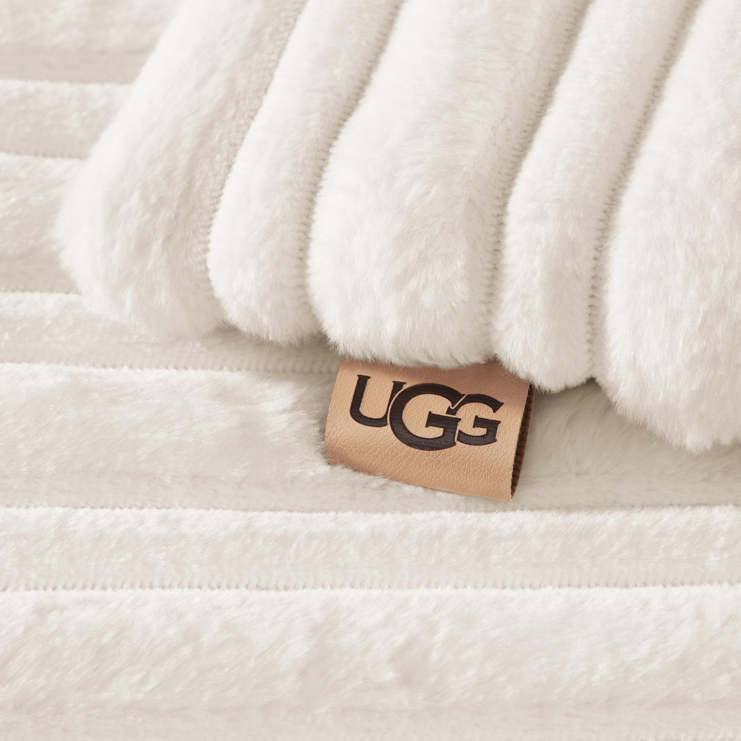 UGG Brinkley Full/Queen Comforter Set,Off White