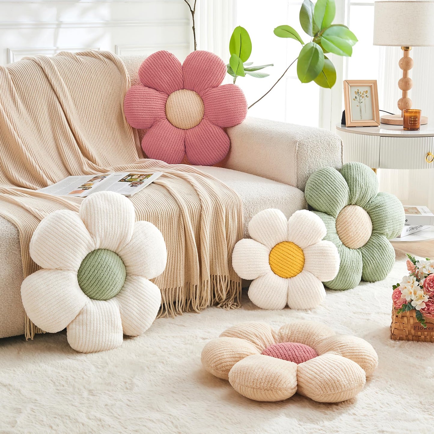 Mepherl Flower Throw Pillow,Yellow Flower Shaped Pillow Decorative Throw Pillows for Sofa, Couch,Bed,15.7'' Soft Daisy Pillow Floor Seating Cushion for Home Decor