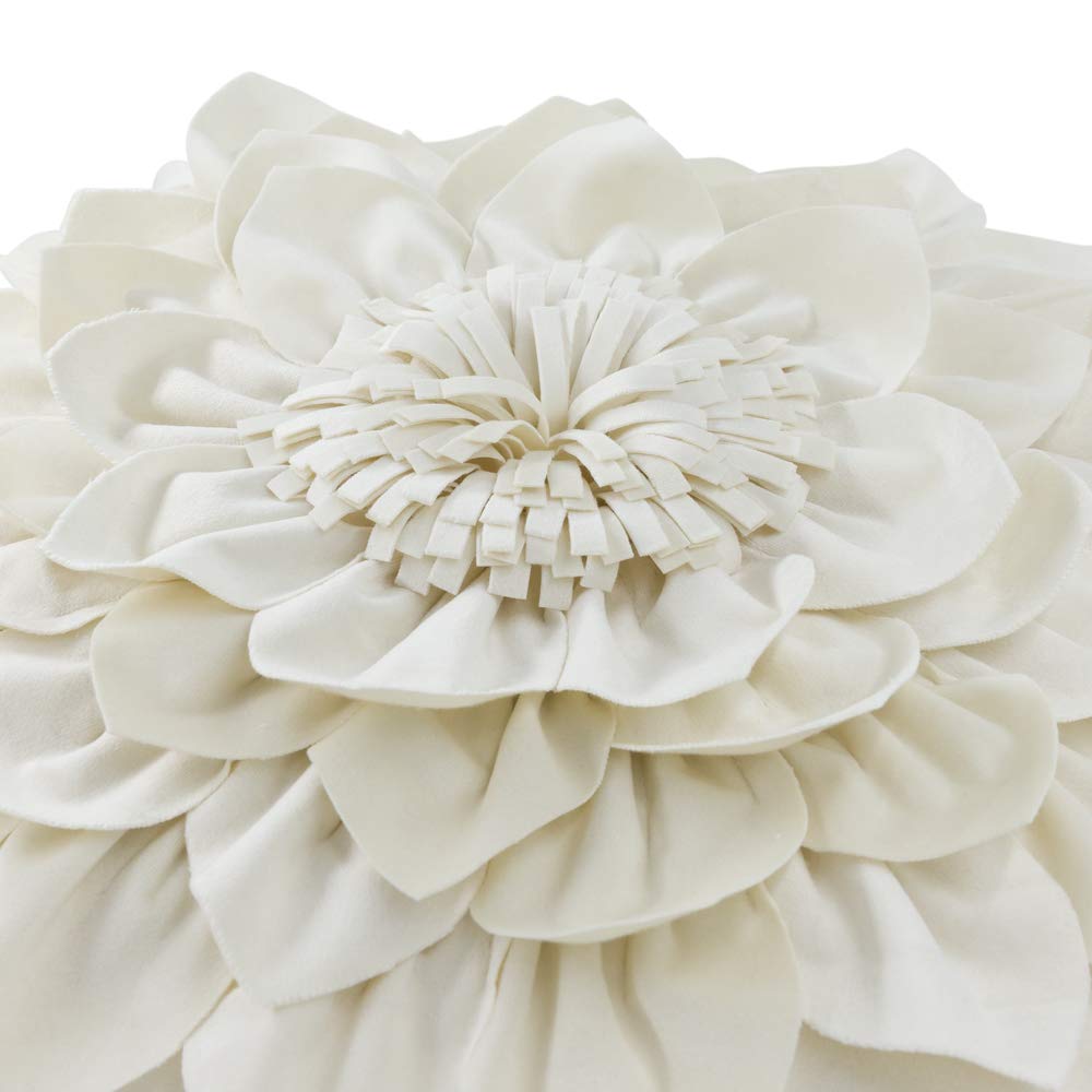 OiseauVoler 3D Flower Decorative Throw Pillow Covers Floral Pillow Shams Soft Velvet Pillowcases Home Sofa Car Bed Room Decor 18 x 18 Inches Cream White