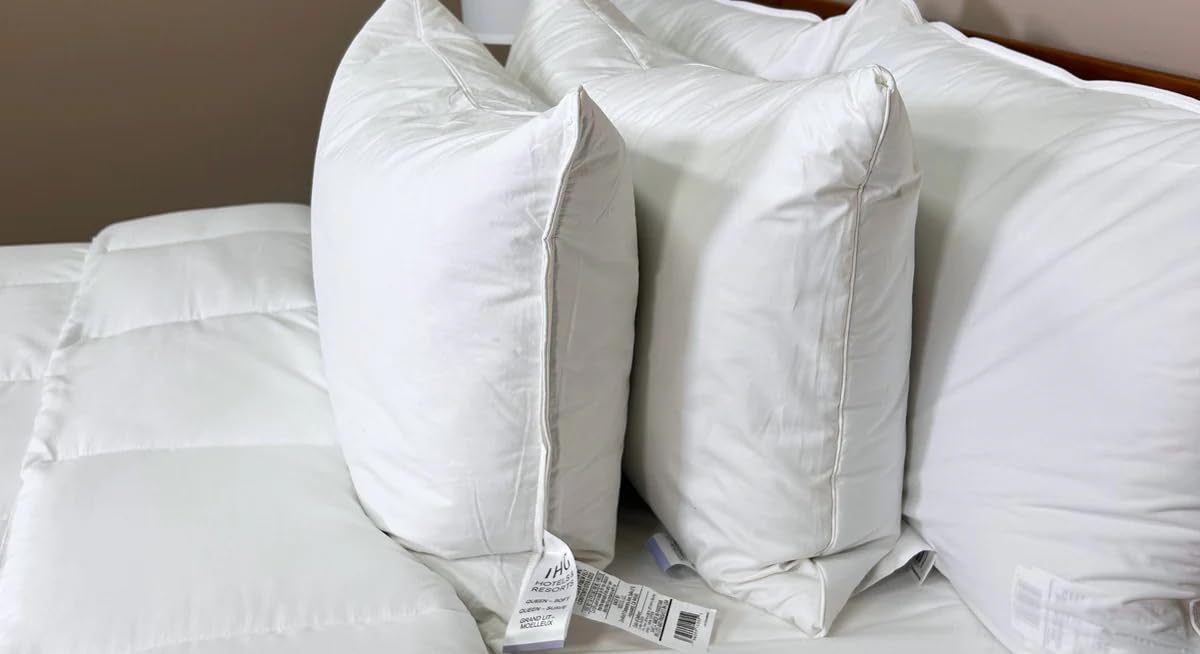 IHG Touch of Down Pillow Found in Holiday Inn Express, Holiday Inn, Staybridge Suites, Candlewood Suites King Size White