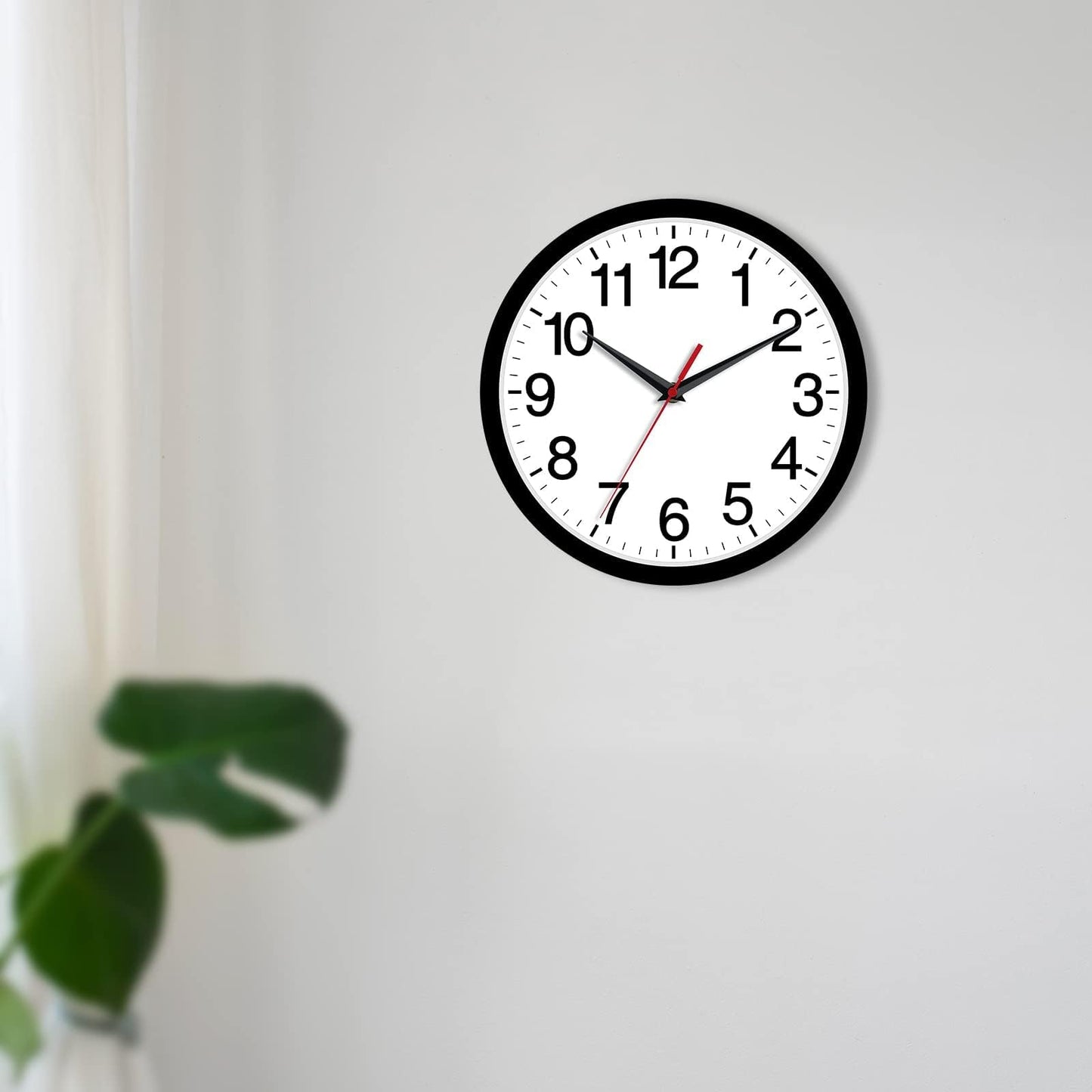 Rohioue Wall Clock Modern 10 Inch Black Battery Operated Silent Non Ticking Analog for Living Room Office Home Bedroom Kitchen Bathroom