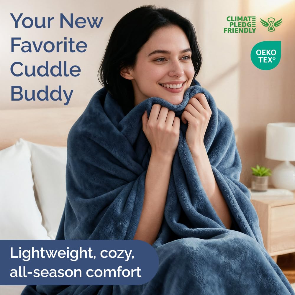 Ultra Soft Fleece Blanket Throw Size - Flannel Fleece Luxury Throw Blanket - Lightweight for Couch Bed Chair - Thick, Warm and Breathable - All Season Cozy Fuzzy, Anti-Static Microplush Bedding, Navy