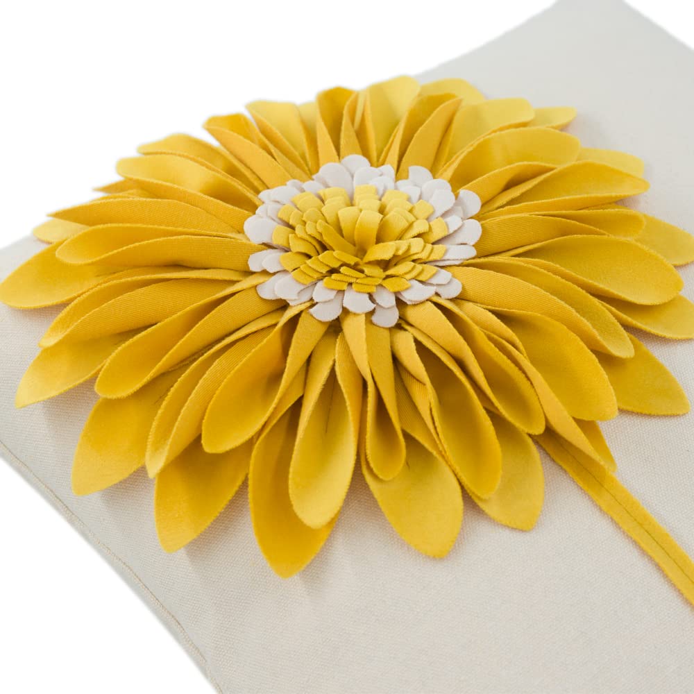 JWH Decorative Flower Throw Pillow Cover 3D Sunflower Pillow Case Velvet Cushion Floral Pillowcase for Bed Living Room Couch Chair 18x18 Inches Yellow Creamy White