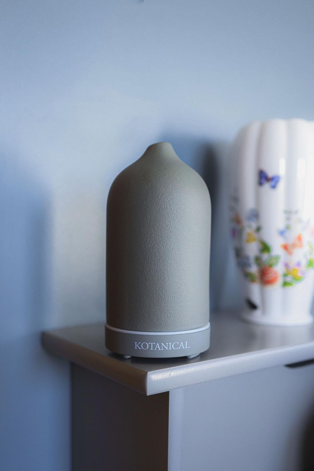 Kotanical Grey Stone Essential Oil Diffuser – Ceramic Aromatherapy Diffuser with Ultrasonic Mist, LED Ambient Light & Auto Shut-Off for Home, Bedroom, Office