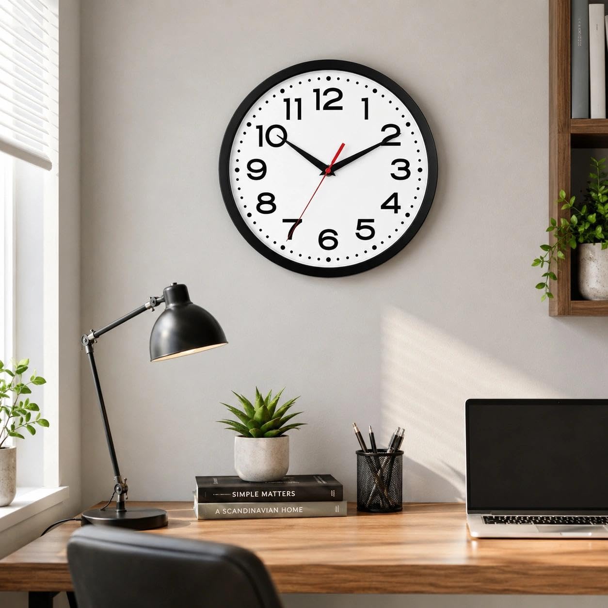 Roymnie Wall Clock Silent Non-Ticking Modern Clock Battery Operated 12 Inch Classic Analog Decorative for Classroom, Living Room, Office, Bedroom, School, Hotel (Black)