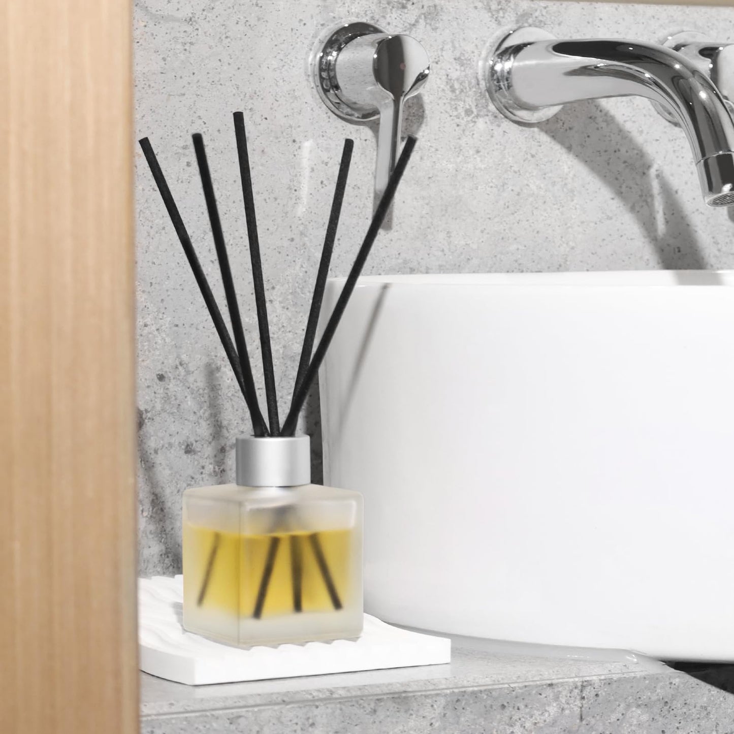 Aeeteek 3-Pack Reed Diffuser Set, Linen/Citrus/Bamboo White Tea Scented Oil, Forest Aroma Essential Oils with Diffuser Sticks, Long Lasting Bathroom Air Freshener, Home Fragrance for Room Decor