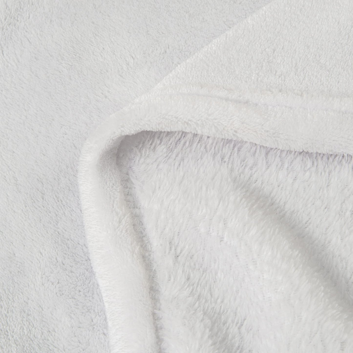 BEDELITE Fleece Blankets Queen Size White Throw Blankets for Bed, Luxury Plush Cozy Fuzzy Blanket 90x90 inches, Super Soft Warm Lightweight Throw Blanket All Seasons Suitable