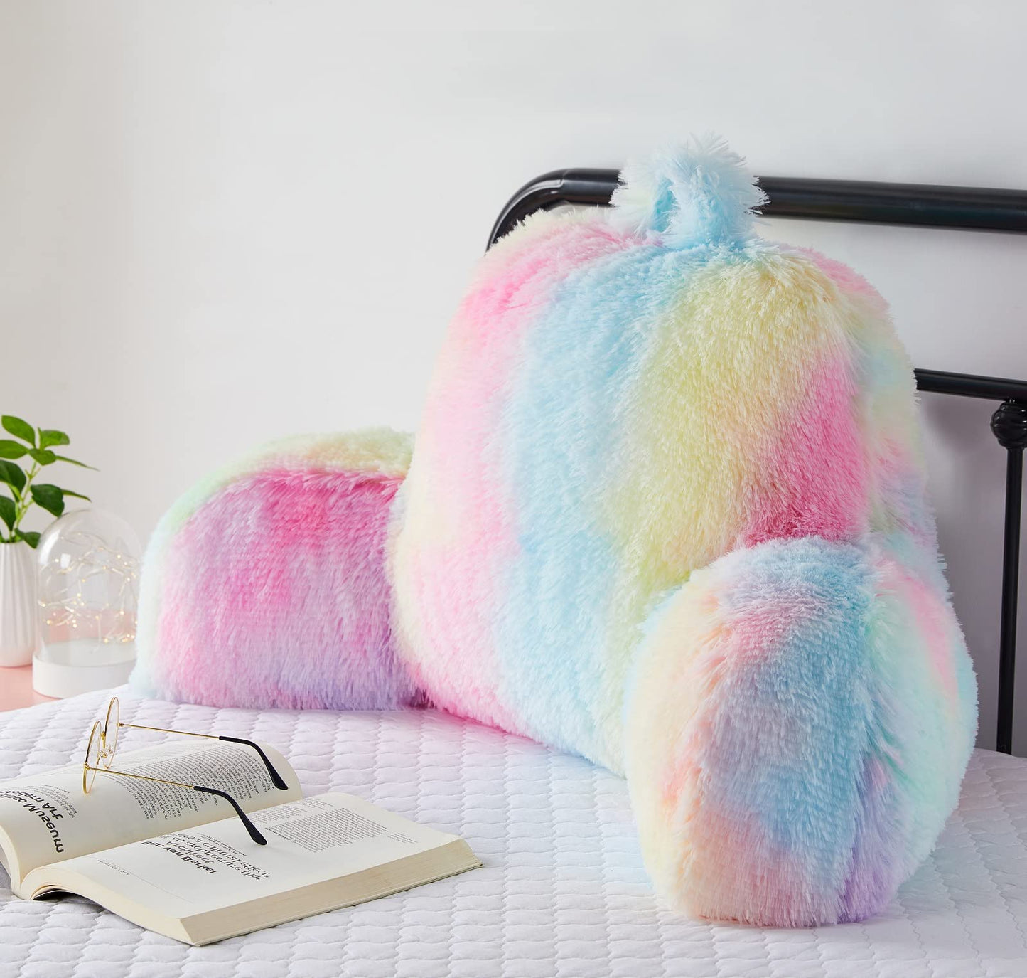 Hobed Life Faux Fur Backrest Pillow for Kids, Teen Reading Pillow with Arms, Fluffy Back Support Pillow for Sitting Up in Bed/Couch, Bed Wedge Pillow for Girls, Reading & Bed Rest Pillows (Pink)