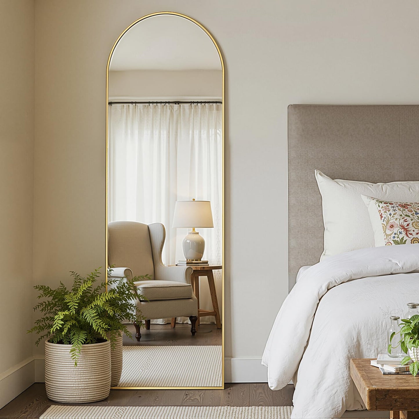 MISSDAY Arched Full Length Mirror, 64"x21" Full Body Mirror with Stand, Floor Mirror Long Free Standing, Leaning or Hanging, Aluminum Thin Frame Wall-Mounted Mirrors Wall Mirrors for Bedroom, Gold