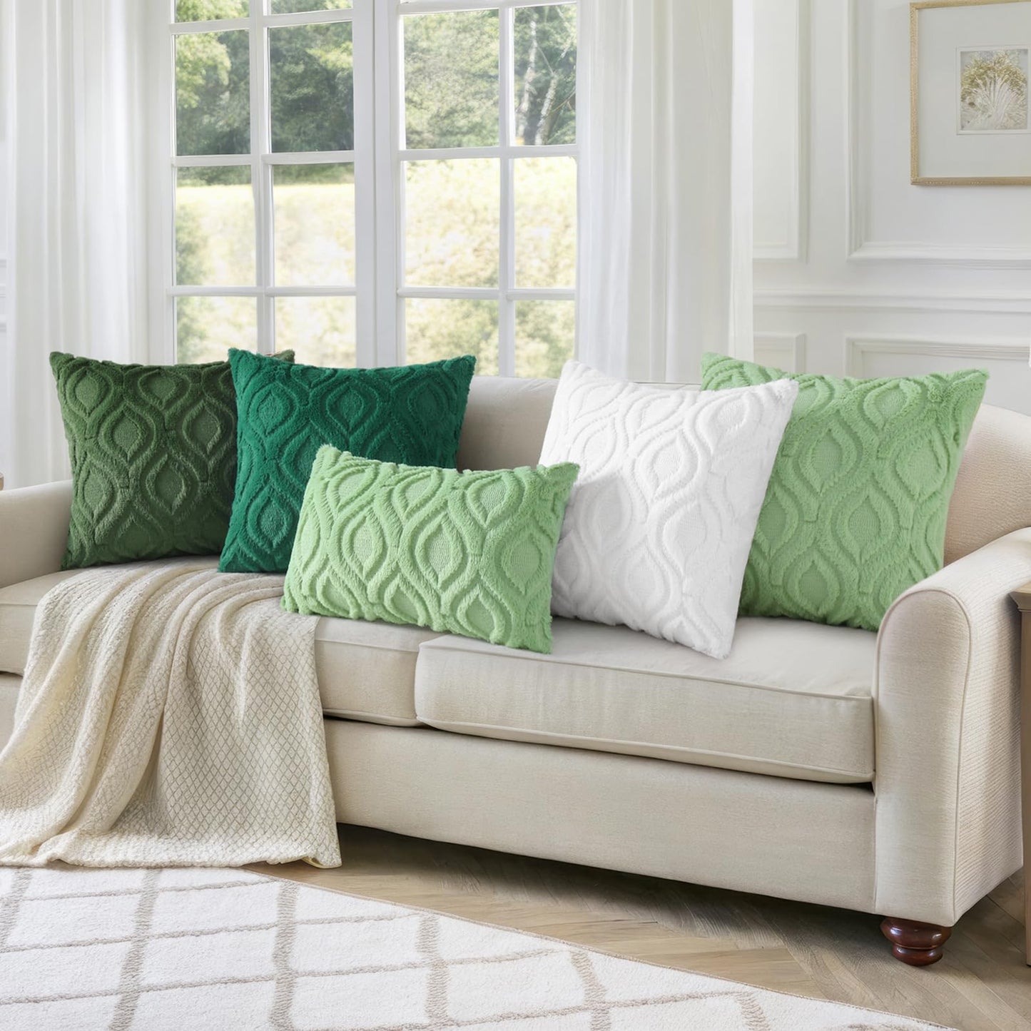 decorUhome Throw Pillow Covers 20x20 Inch Set of 2, Soft Plush Faux Wool Forest Elf Solid Couch Pillow Covers, Accent Farmhouse Neutral Square Pillow Cases for Sofa Bed Living Room