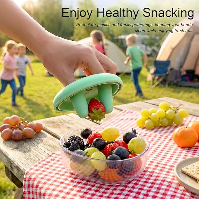 2-in-1 No-Mess Snack Container, Portable Food Storage Boxs, Reusable Snack Finger Box, Leak-Proof Silicone Lid Snacks Container, Keep Hands Clean, for Ideal for Travel, Office, Camping (Blue)