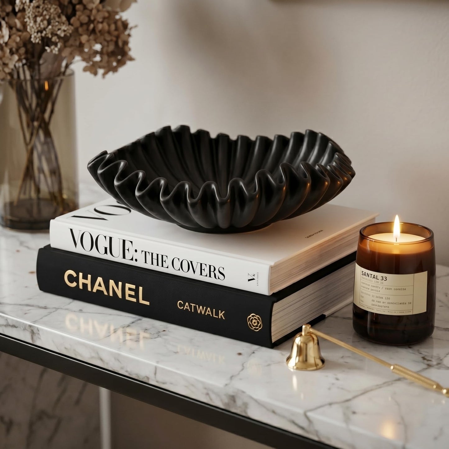 FESTGLOX Black Decorative Bowl, Decorative Fruit Bowls for Kitchen Counter, Resin Ruffled Bowls for Living Room, Modern Key Bowl for Entryway, Coffee Table Centerpiece