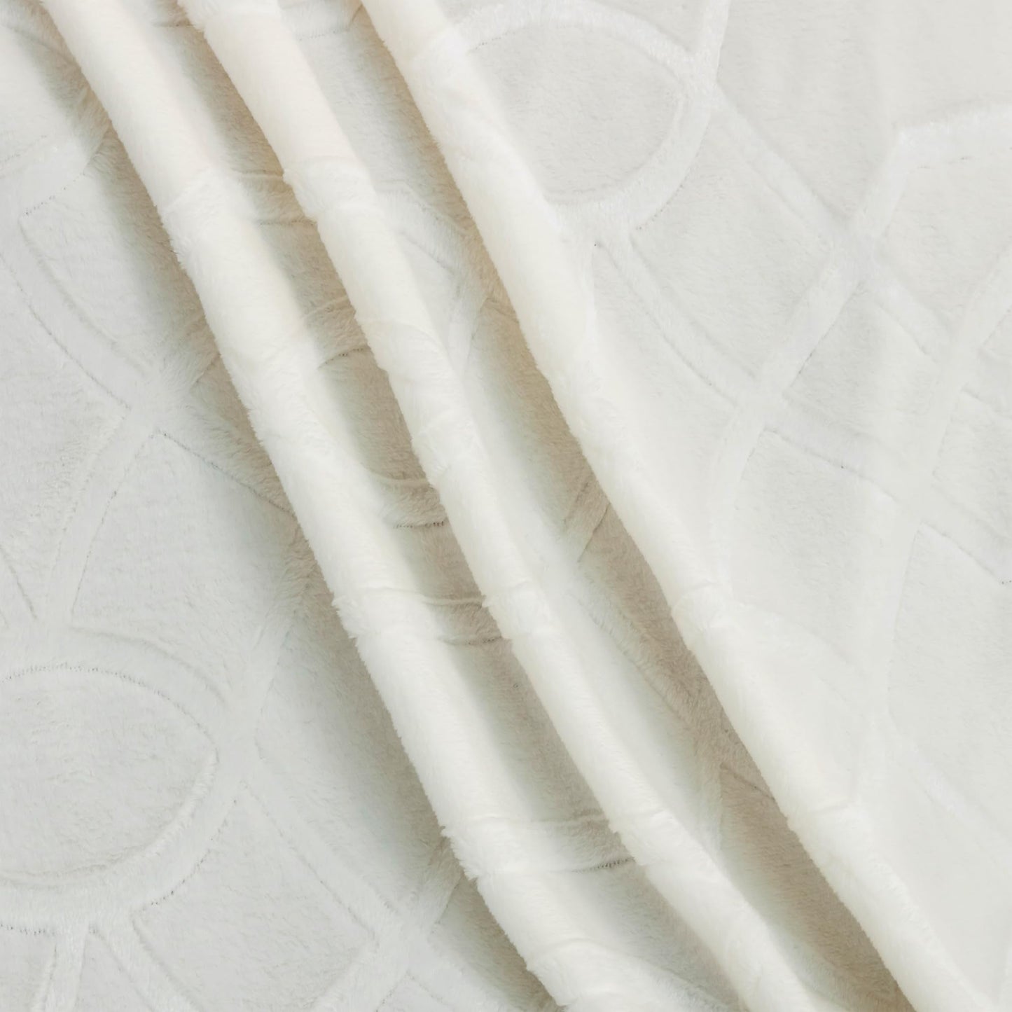 Serenhom Soft Cozy Fleece Queen Size Blanket, 90x90 Inches – Lightweight Plush Blanket for Bed, Fuzzy 3D Jacquard Design - Ivory White