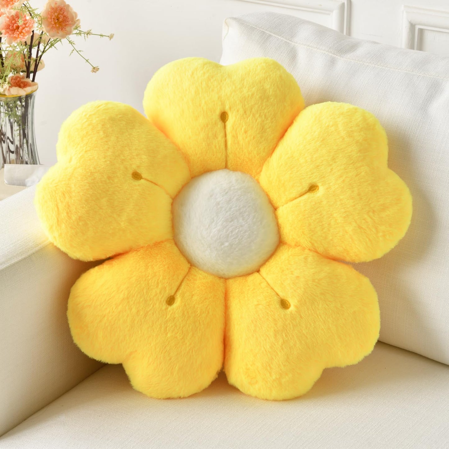 Ddliury Flower Pillow, Cute Decorative Throw Pillow (Yellow, 19.6 Inches)