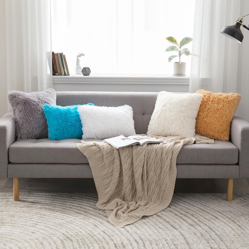 MIULEE Pack of 2 Decoration Luxury Faux Fur Throw Pillow Covers Spring Cute Deluxe Spring Decorative Plush Pillow Case Cushion Cover Shell for Sofa Bedroom Car 18x18 Inch White