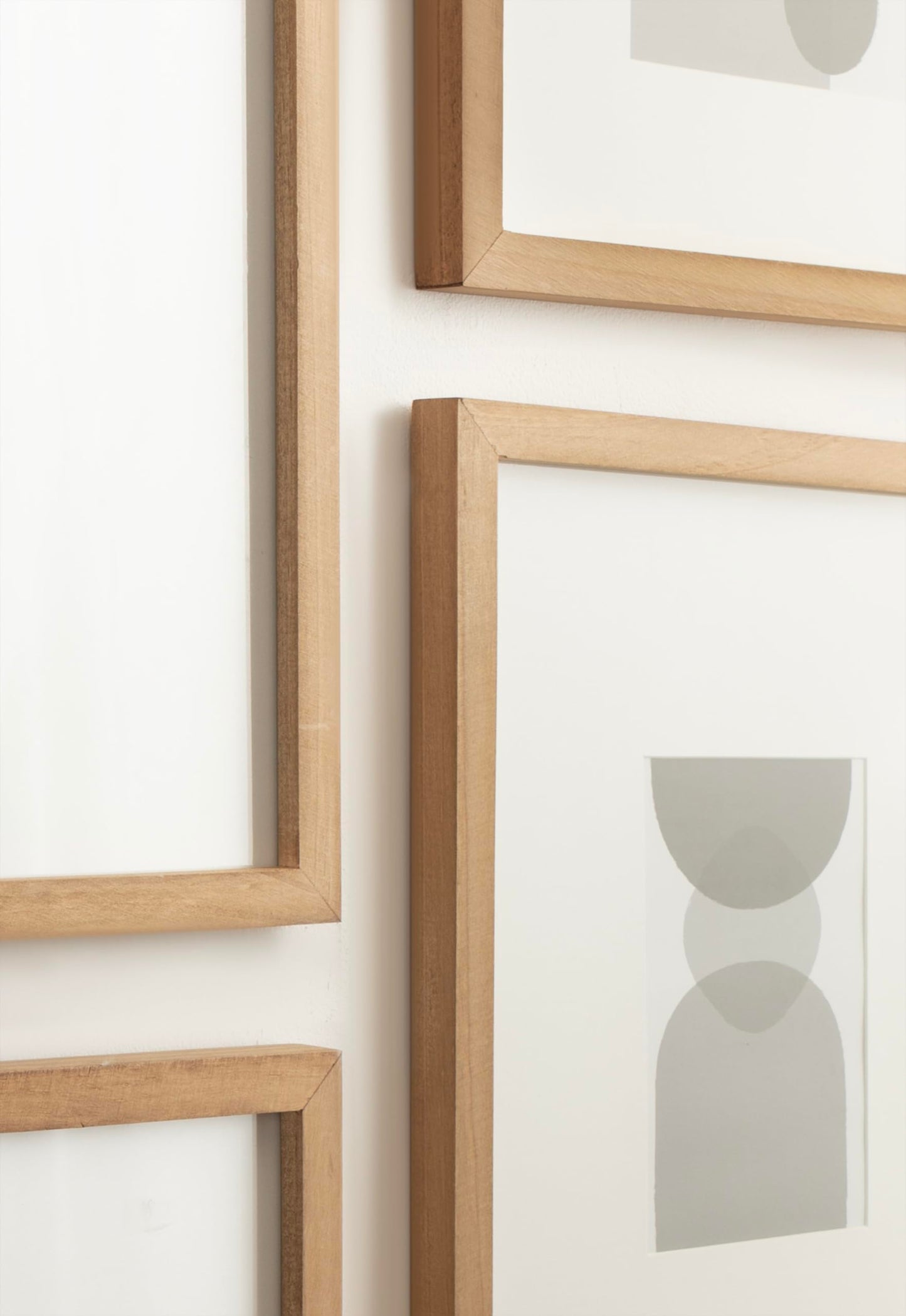 Kate and Laurel Gallery Contemporary Rectangle Picture Frame Set of 5, Varying Sizes, Rustic Brown, Modern Five-Piece Photo Frames for Gallery Wall Set in Living Room Wall Decor