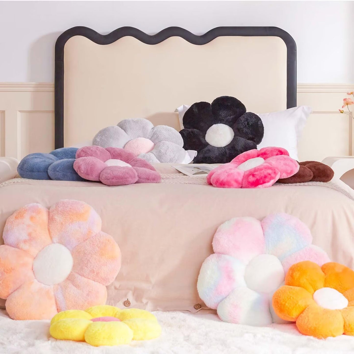Kcvvcr Flower Pillow Cute Decorative Throw Pillow with Faux Rabbit Fur Soft Daisy Plush Floor Cushion Aesthetic Flower Shaped Pillow Home Decor for Bed Sofa Couch (Orange 17.7 Inch)
