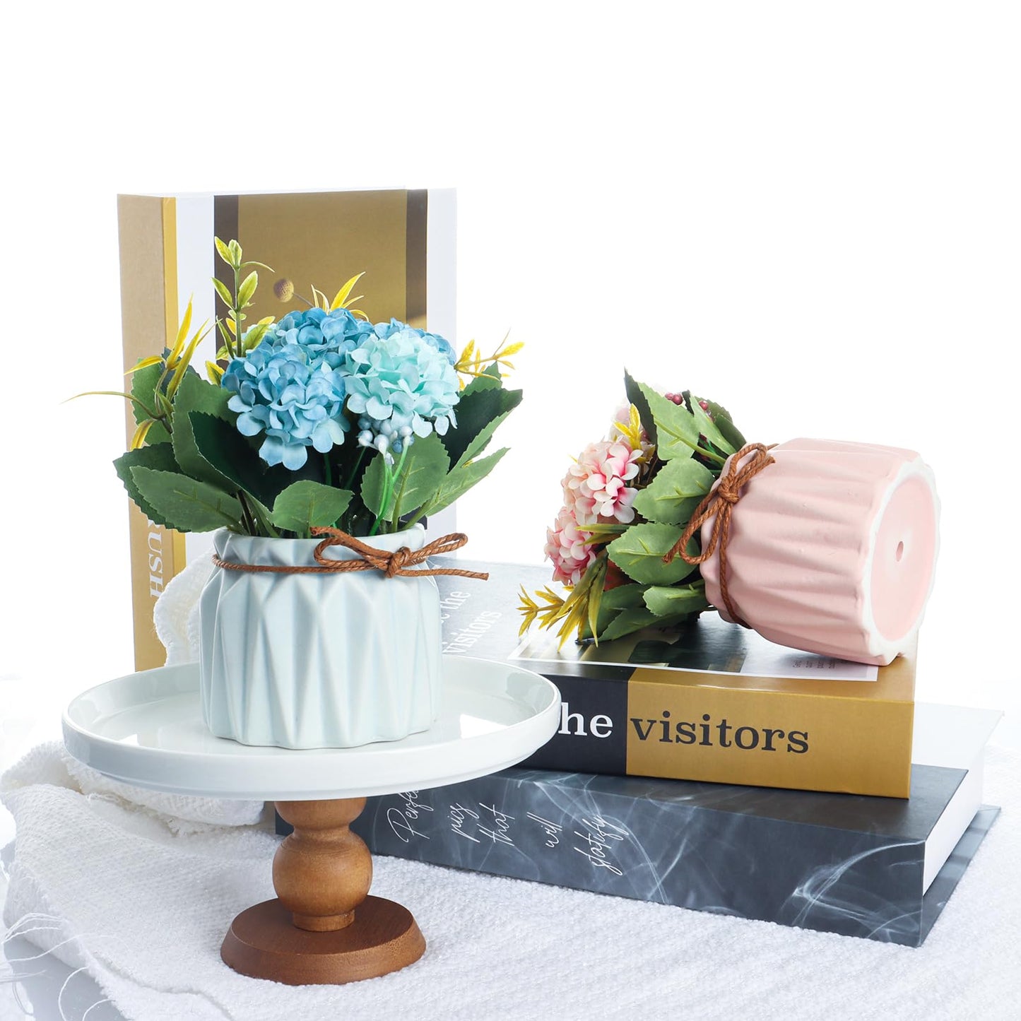 Fumwase Artificial Hydrangea Bouquet with Small Ceramic Vase Artificial Flower Plants Mini Fake Hydrangea Flowers Decoration Indoor for Home Office Table Bedroom Living Room Party (Blue)