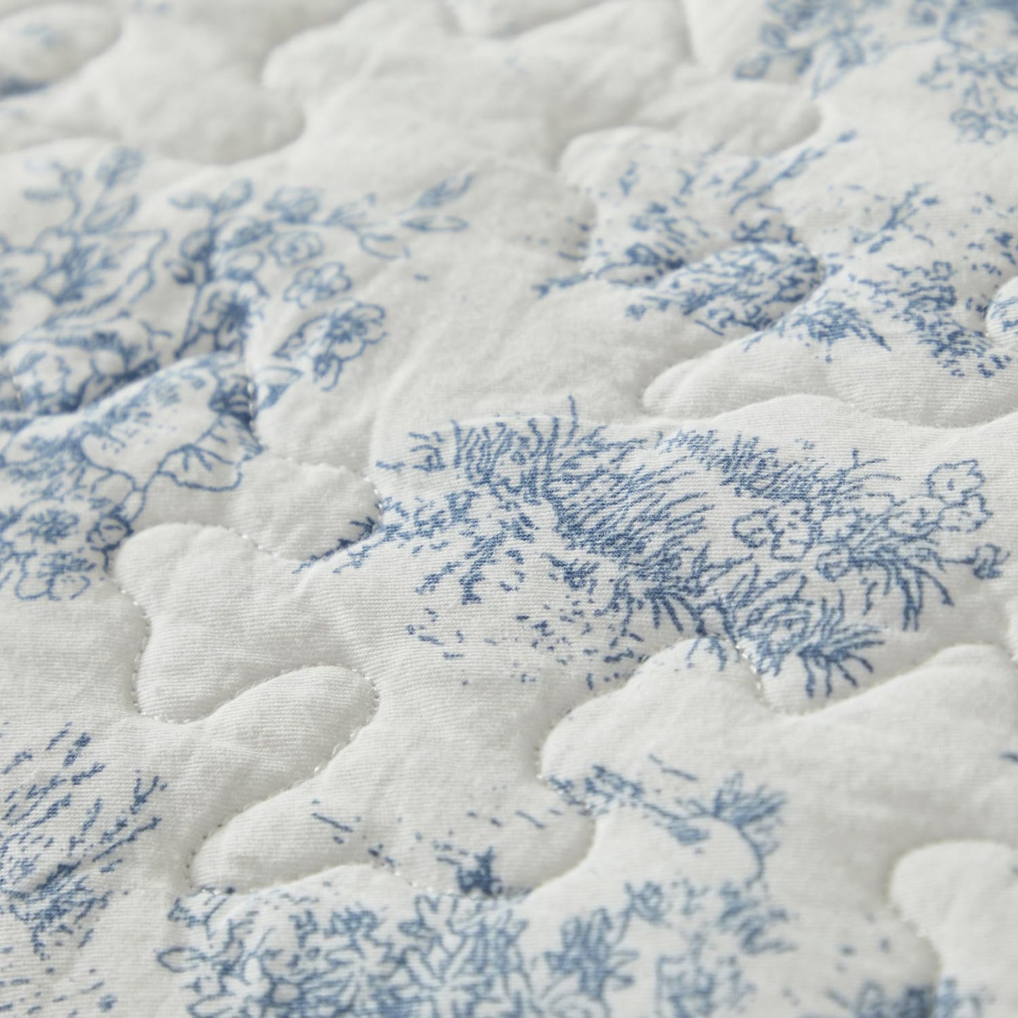 Brandream Quilted Pillow Shams Set of 2 Standard Size Cotton Pillow Cases Toile Bedding Blue and White Decorative Pillow Covers