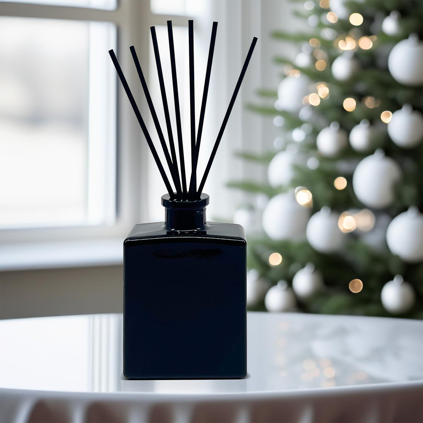 Urban Naturals Smoked Vanilla Reed Diffuser Set with Vanilla Bean, Sandalwood & Leather – 5 Ounce Sleek Black Rectangular Refillable Glass Bottle – Made in the USA