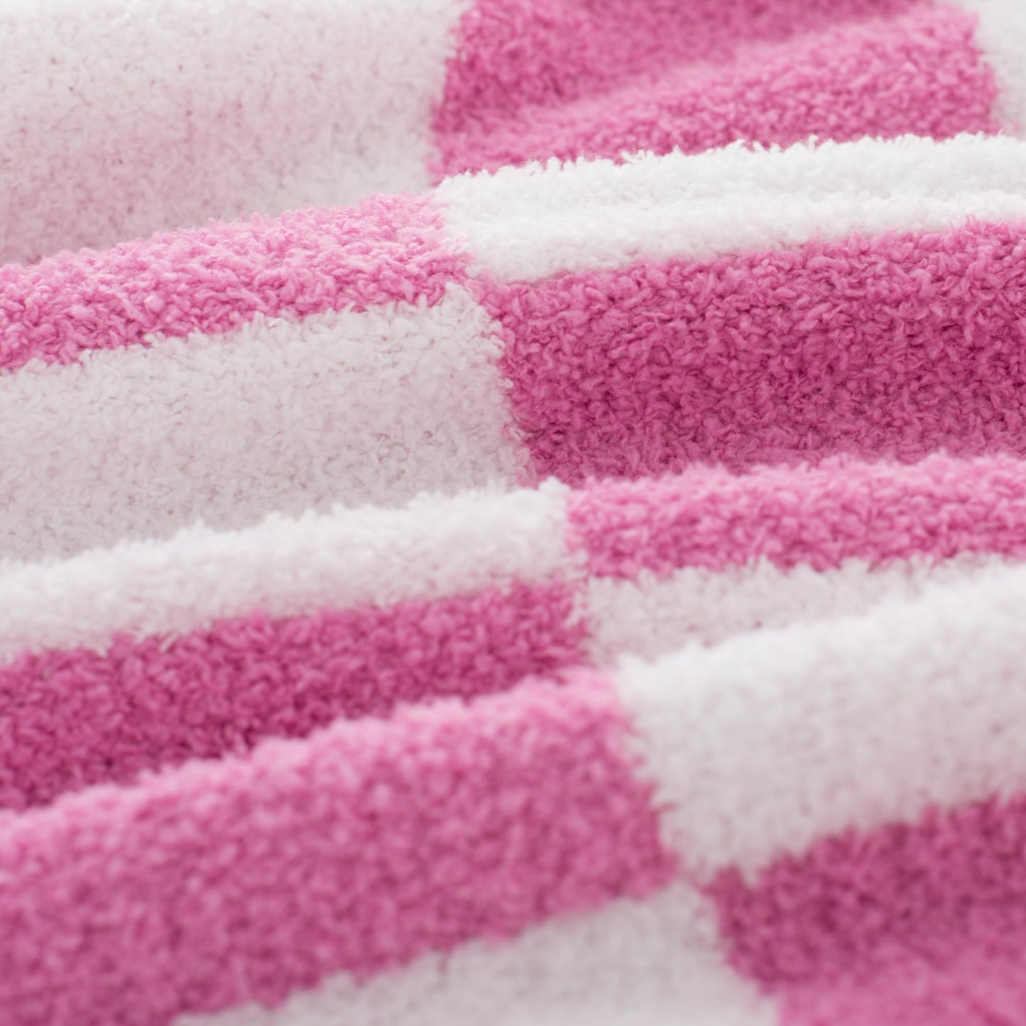 Carriediosa Checkered Throw Blanket 60" X 80" Twin, 400GSM Ultra Soft Microfiber Fuzzy Fluffy Reversible Cute Preppy Knitted Blankets Cozy Plush Fall Throws for Couch, Bed, Sofa, Hot Pink