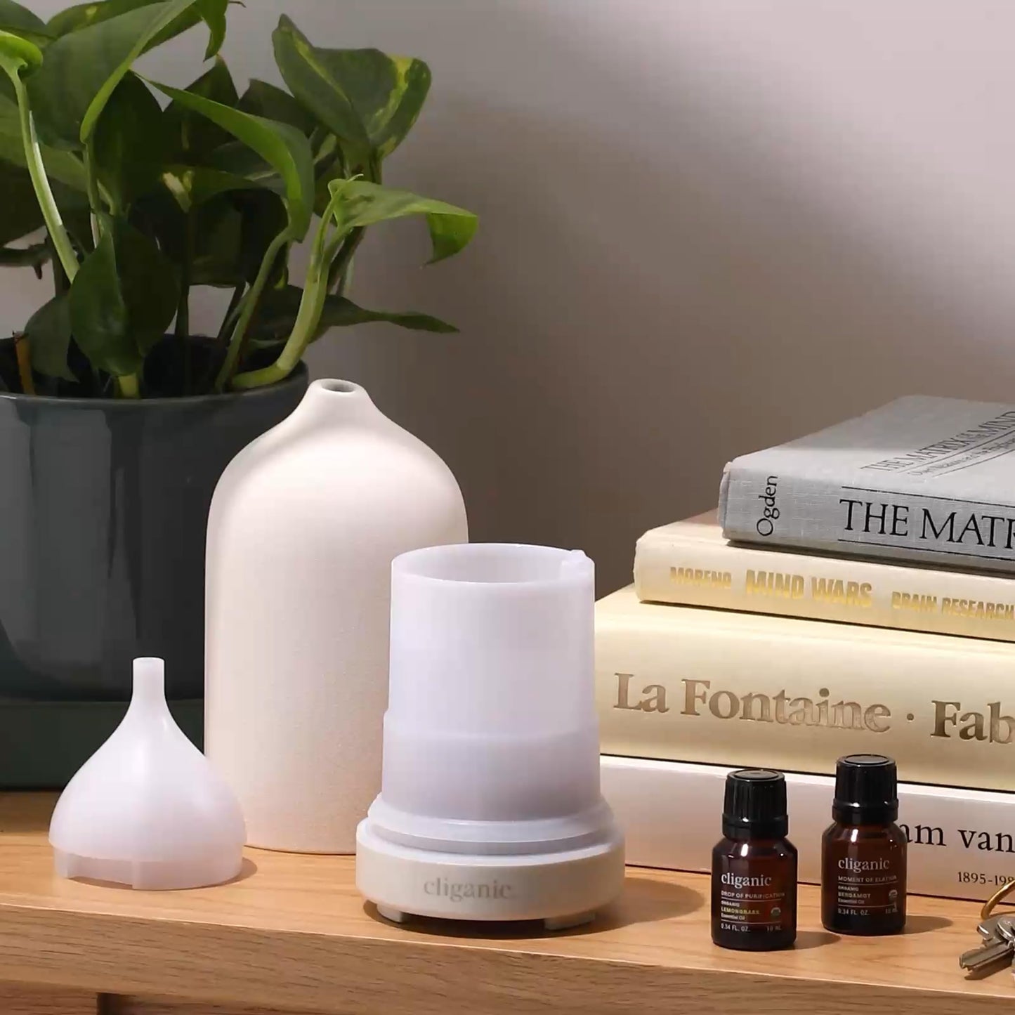 Cliganic Ceramic Diffuser (Black), 100ml Ultrasonic for Essential Oils Aromatherapy, Home & Office
