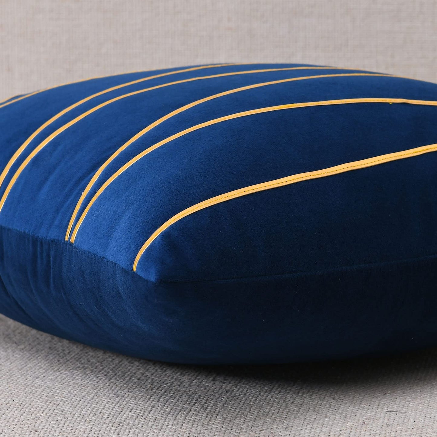 WACOMECO Soft Throw Pillow Covers - Pack of 2 Velvet Decorative Cushion Covers Cases for Sofa Bedroom Livingroom Car, 20" x 20", Navy Blue and Gold