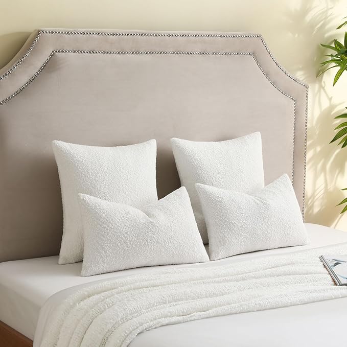 FUTEI Christmas Pack of 2 White Decorative Throw Pillow Covers 20x20 Inch Soft Cozy Solid Boucle Textured Cushion Case,Modern Home Decor for Couch Bed Living Room