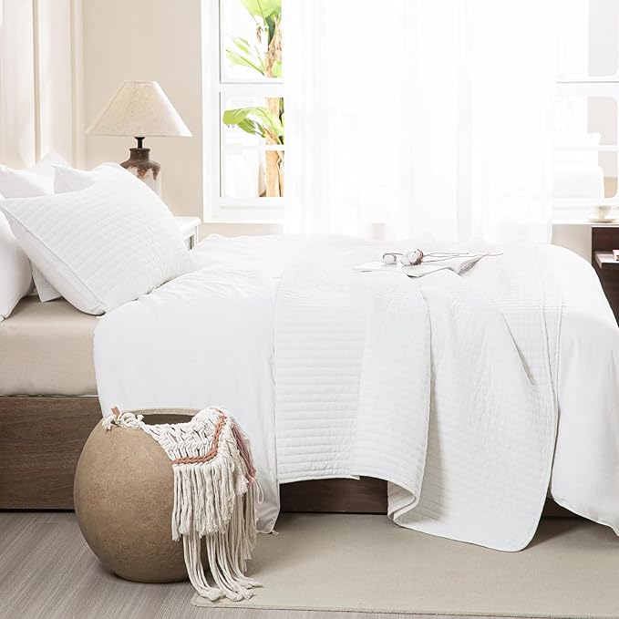 Sanracie Stonewashed Oversized Queen Quilt(102"x118"), Cotton Milk White Quilt Coverlet Sets 3Pcs Ultra Soft Crinkle Cross Stitch Bedspread Sets for All Season