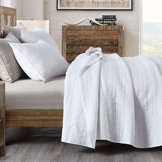 HORIMOTE HOME Quilt Set Queen Size White, Classic Geometric Spots Stitched Pattern, Stone-Washed Microfiber Chic Rustic Look, Ultra Soft Lightweight Quilted Bedspread for All Season, 3 Pieces
