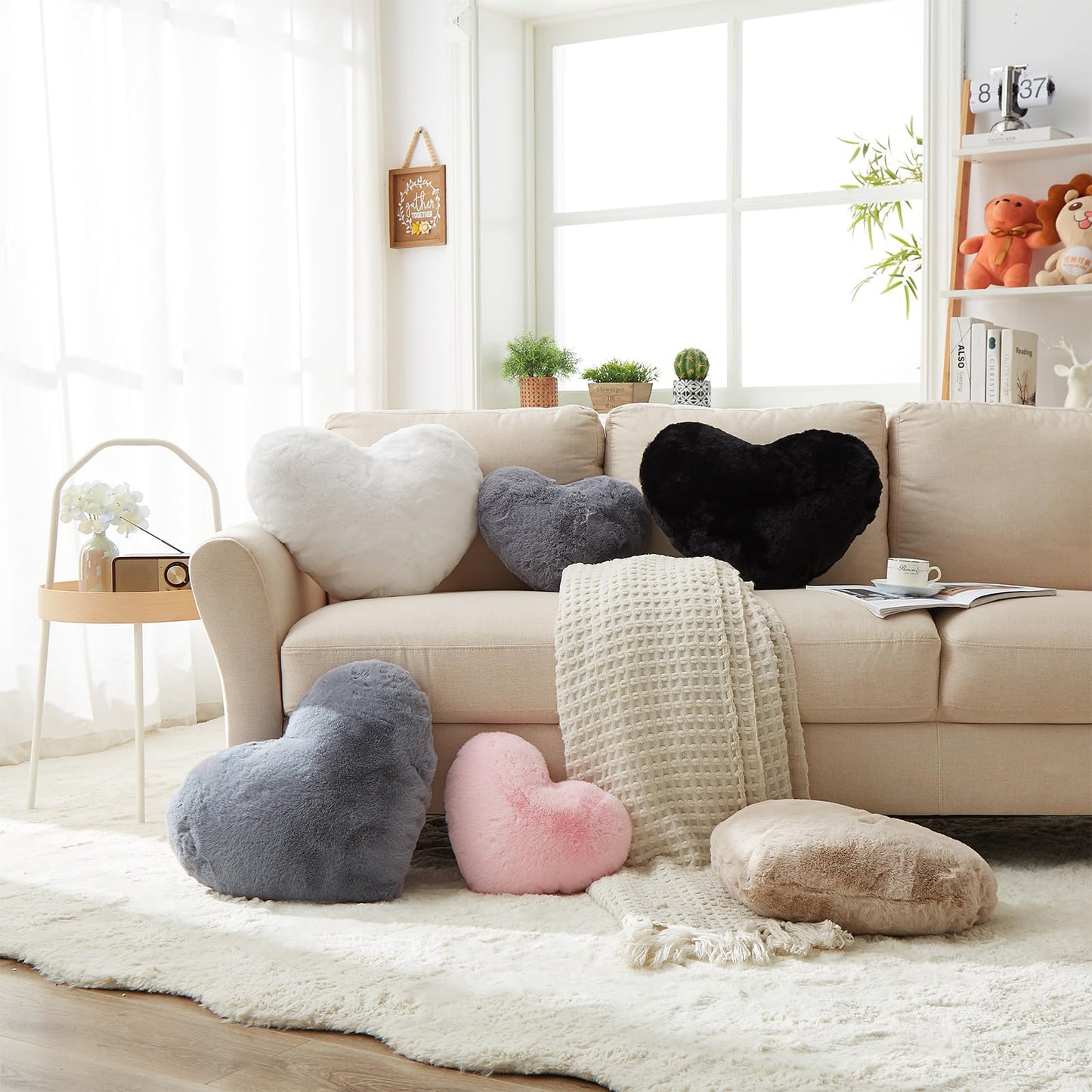YRXRUS Heart Pillows, Love Heart Shaped Pillow, White Cute Heart Pillow for Gifts, Shaped Throw Pillows for Her, Kids, Women, Girls Home Decoration, Faux Rabbit Fur 10X11 Inch
