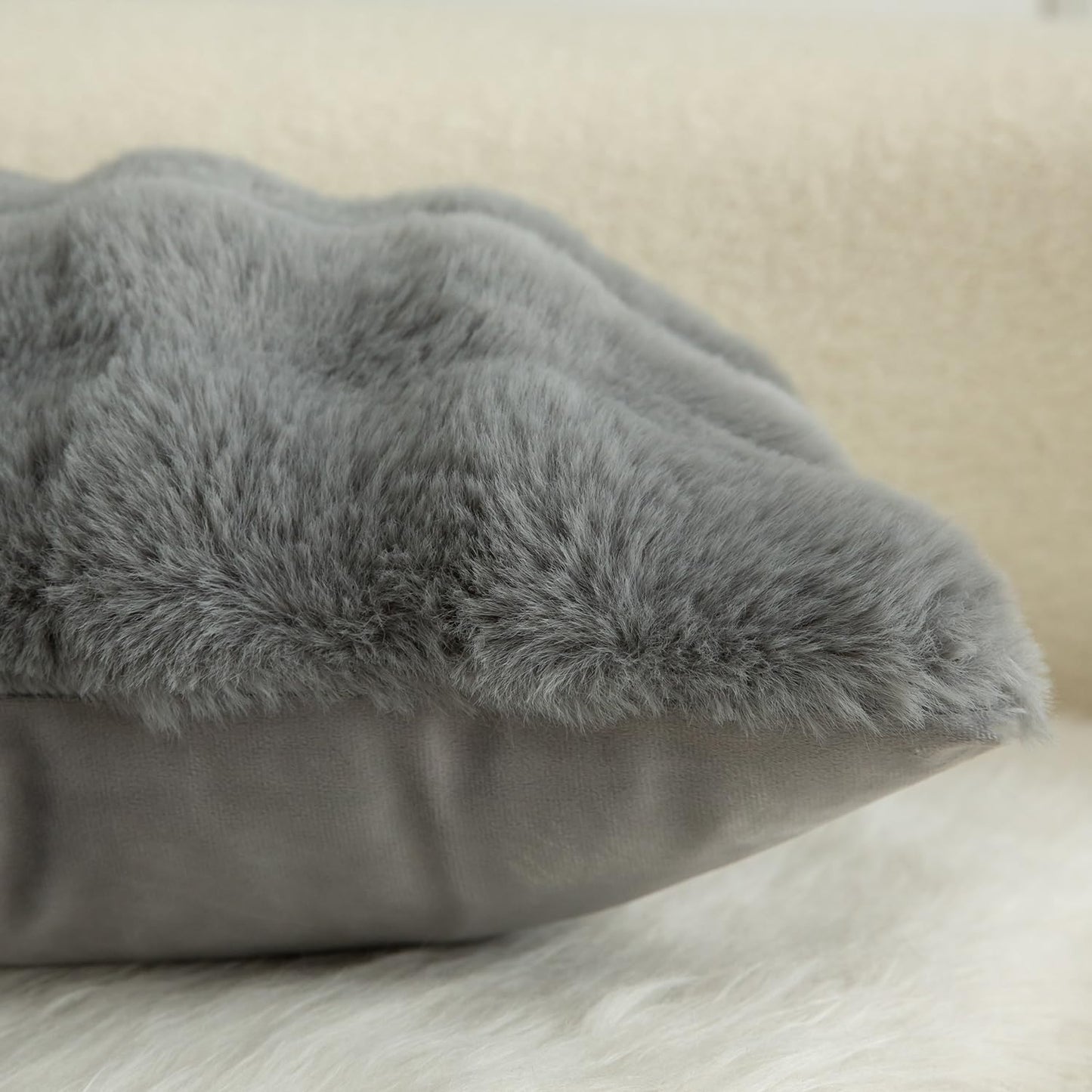 MANDIOO Pack of 2 Thick Plush Wool Decorative Throw Pillow Covers Super Soft Wave Bubble Fur Velvet Cushion Covers Pillow Shams for Couch Bed Living Room 16x16 Inch Gray