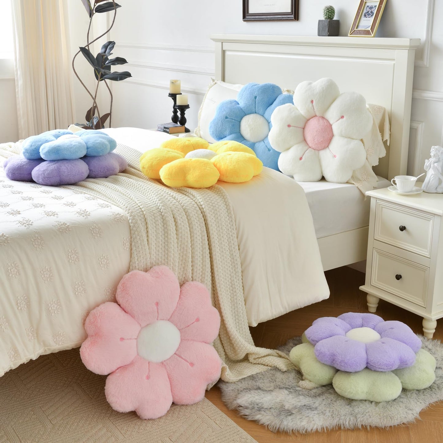 Ddliury Flower Pillow, Cute Decorative Throw Pillow (Yellow, 19.6 Inches)