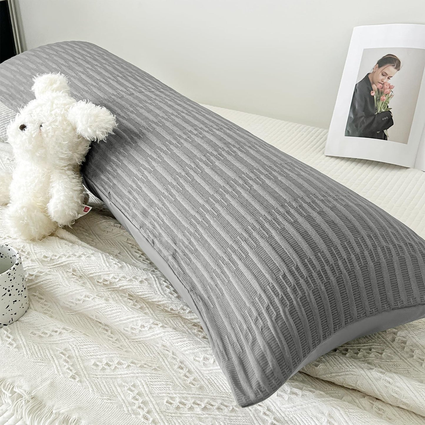 DCSKY Body Pillow Cover，Cooling Body Pillow Pillowcase for Hot Sleepers and Night Sweats, Breathable & Silky Soft Full Long Pillow Case Cover (20x54 Inches，Grey)