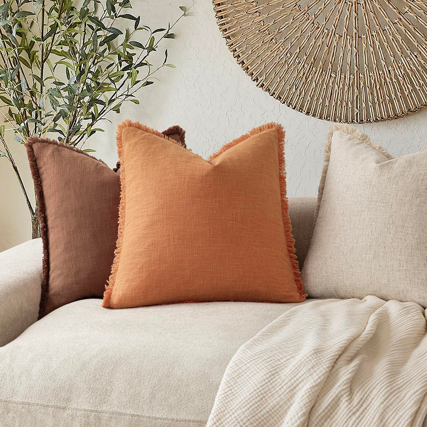 Foindtower Set of 2 Decorative Linen Fringe Throw Pillow Covers Cozy Boho Farmhouse Cushion Cover with Tassels Soft Accent Pillowcase for Couch Sofa Bed Living Room Home Decor,18×18 Inch,Dusty Orange