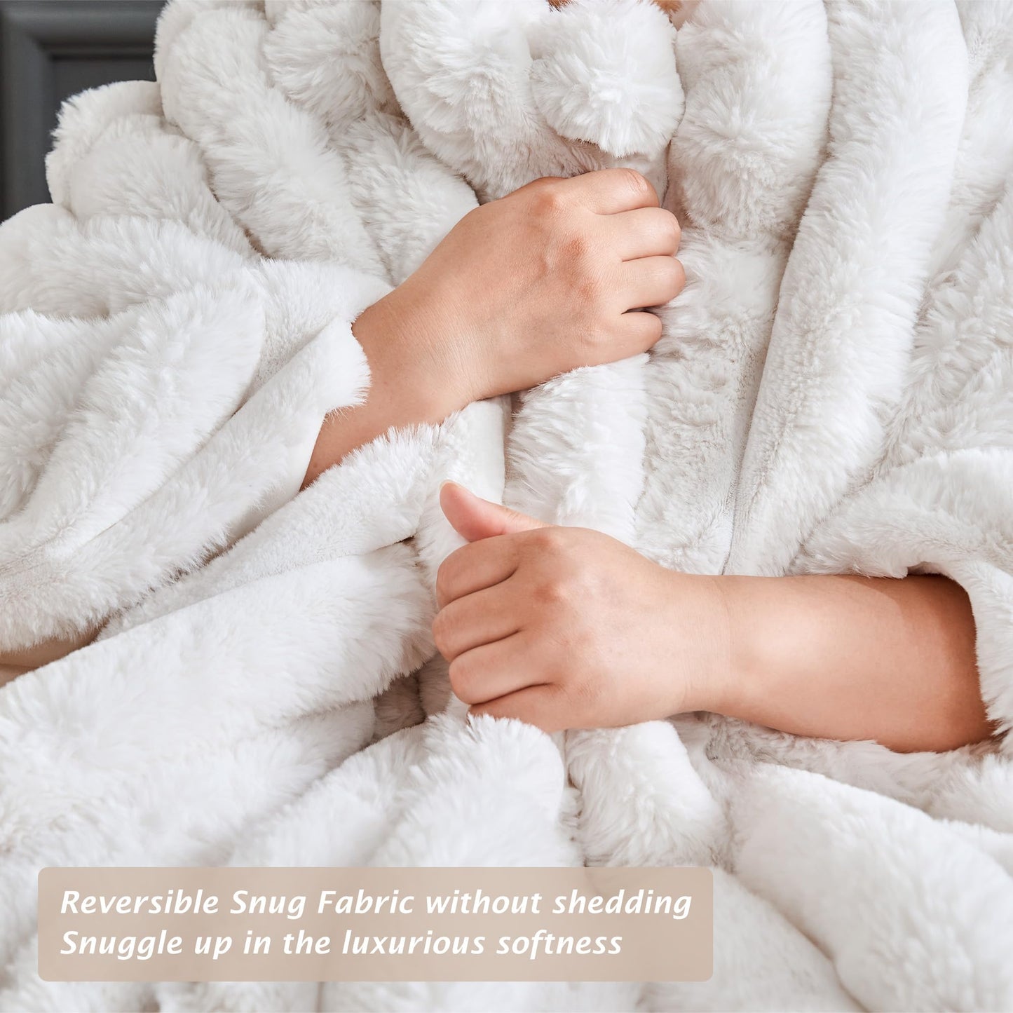 VFROO Faux Fur Throw Blanket for Couch,Cozy Soft Plush Thick Striped Luxury Blanket for Sofa Living Room Bedroom,50 * 60 Inches, White