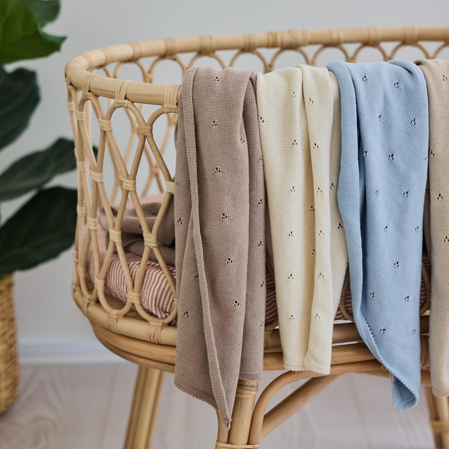 Huxie 100% Organic Cotton Knit Receiving Baby Boy Blanket for Newborns - Soft, Breathable Blanket for Crib & Stroller - Nursery Gift (Ivory)