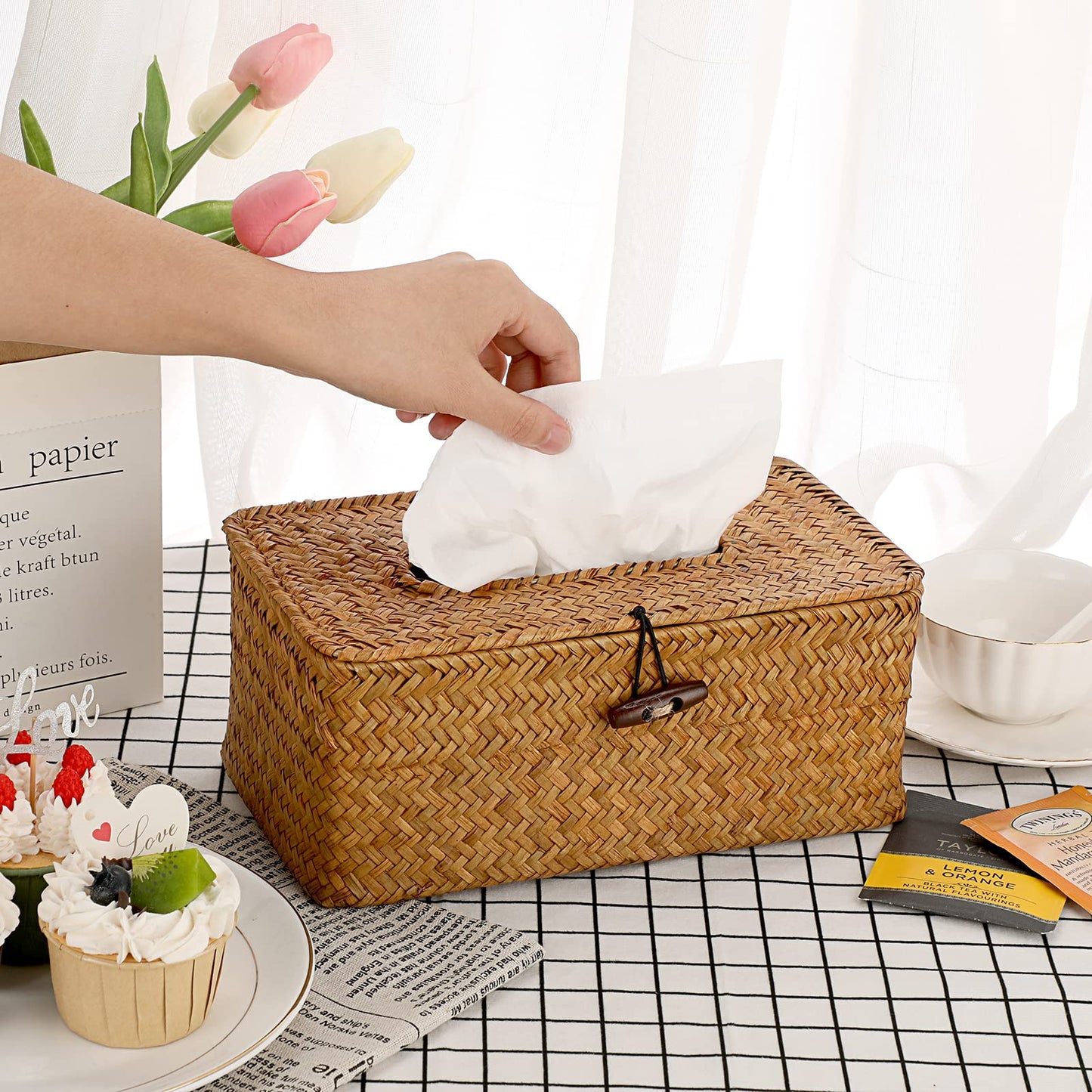 Sumnacon Tissue Box Cover Rectangle Tissue Box Seagrass Tissue Box Holder Woven Tissue Holder Decorative Tissue Cover for Bathroom Tissue Box Cover Rectangular for Home Office Table Caramel