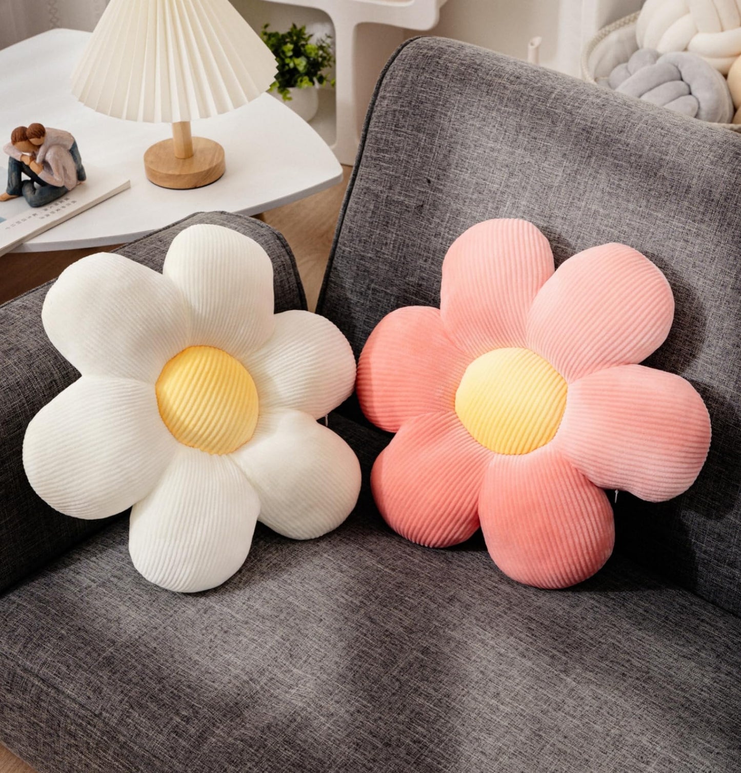 FSRONGXI 2Pcs Flower Pillow Preppy Cute Throw Pillows for Girls Aesthetic Room Decor Bedding, 15.35" Daisy Shaped Pink Floral Throw Pillow Decorative Cushion for Bedroom Sofa Couch Classroom