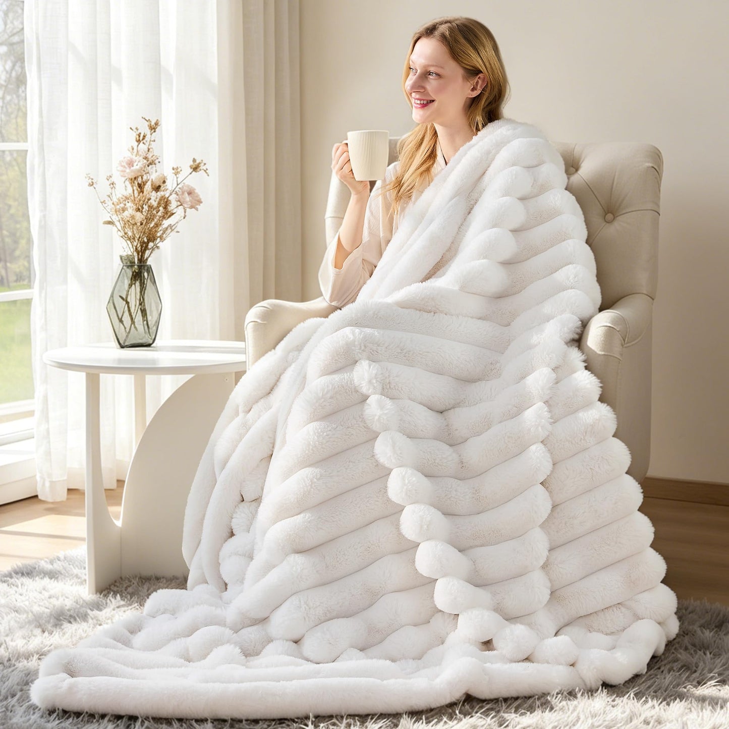 VFROO Faux Fur Throw Blanket for Couch,Cozy Soft Plush Thick Striped Luxury Blanket for Sofa Living Room Bedroom,50 * 60 Inches, White