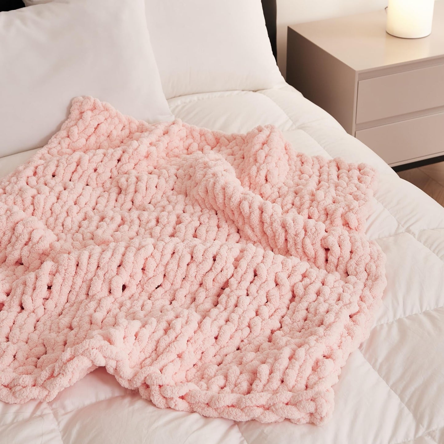 RIWASURNA Chunky Knit Blanket Throw 40"×40" Knitted Throw Blankets for Couch Bed Fluffy Soft Blanket with Jumbo Chenille Yarn Thick 100% Handmade(Cream)