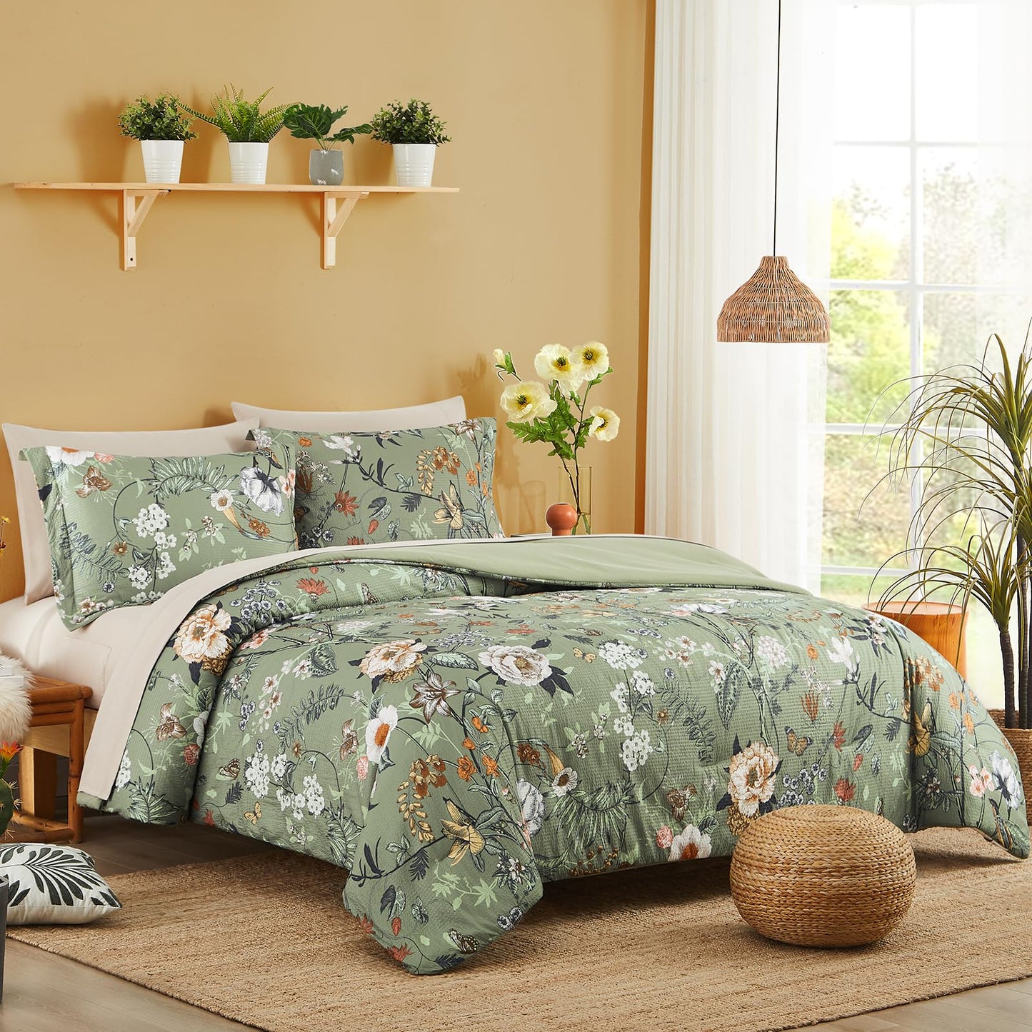 CASAAGUSTO Queen Comforter Set - 7 Pieces Bed in a Bag Queen Green Butterfly Floral Comforter Set with Flowers Leaves Pattern, Soft Seersucker Design All Season Queen Size Bedding Set