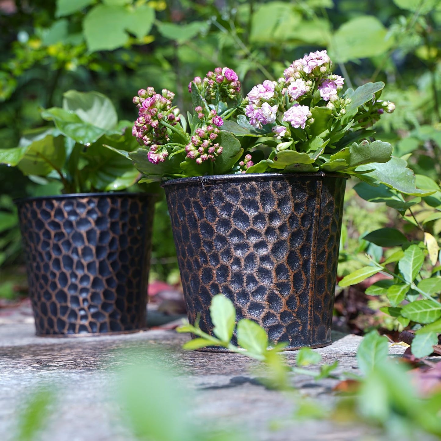 UltiTeque 6in Metal Copper Planter Set of 2, Hammered Plant Pots 6" H×7" W, Built-in Tray & Inner Pots, Use as Vase/Candle Holder/Christmas Decor, Includes Pebbles, for Indoor/Outdoor Plants