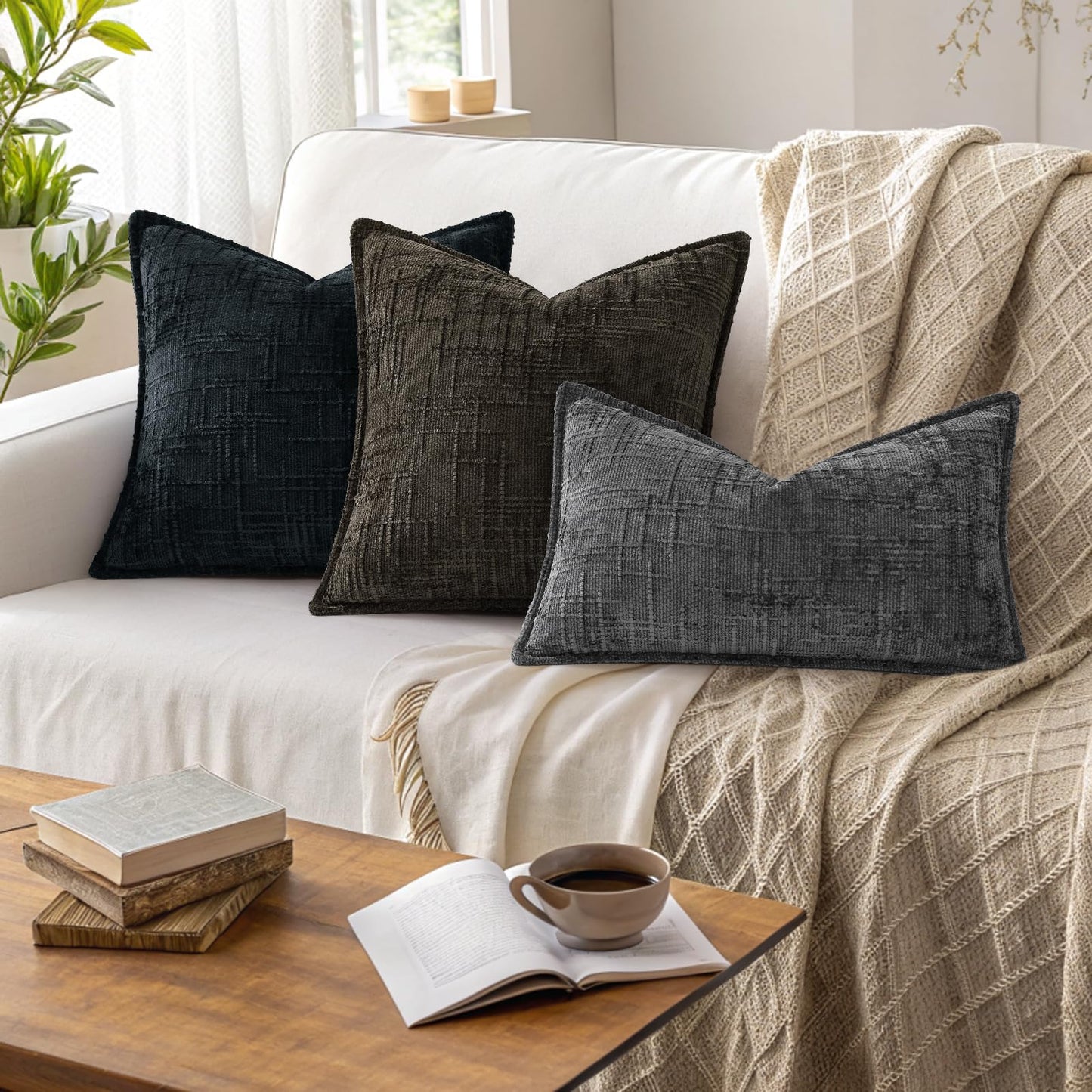 decorUhome Chenille Throw Pillow Covers 26x26 Set of 2, Soft Textured Slubby Modern Decorative Pillow Covers with Elegant Design for Couch, Sofa, Living Room, Black