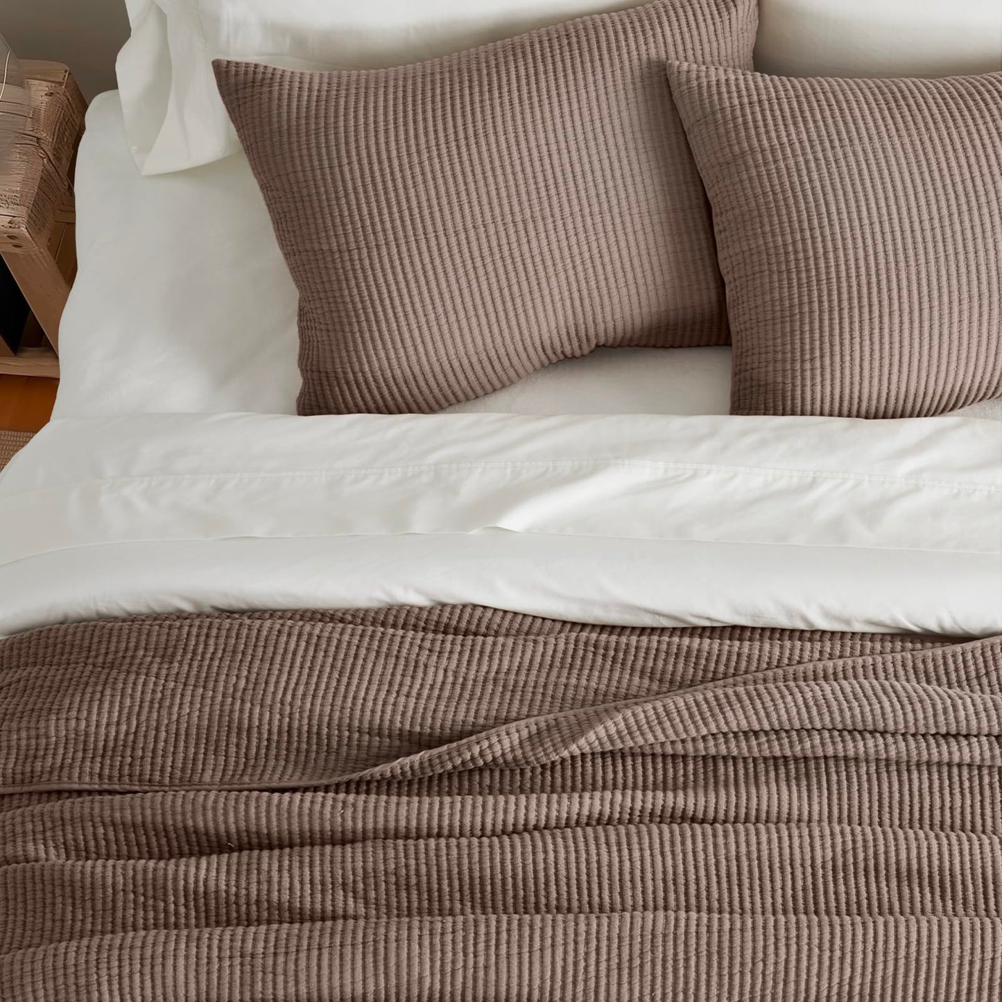 EVERGRACEHOME Cotton Coverlet Set Full Queen Size 3 Pieces, Lightweight Soft Ribbed Matelassé Bedspread Quilt Set, Cozy Oversized Quilted Bedding Set with 2 Pillow Shams for All Seasons, Mocha Brown