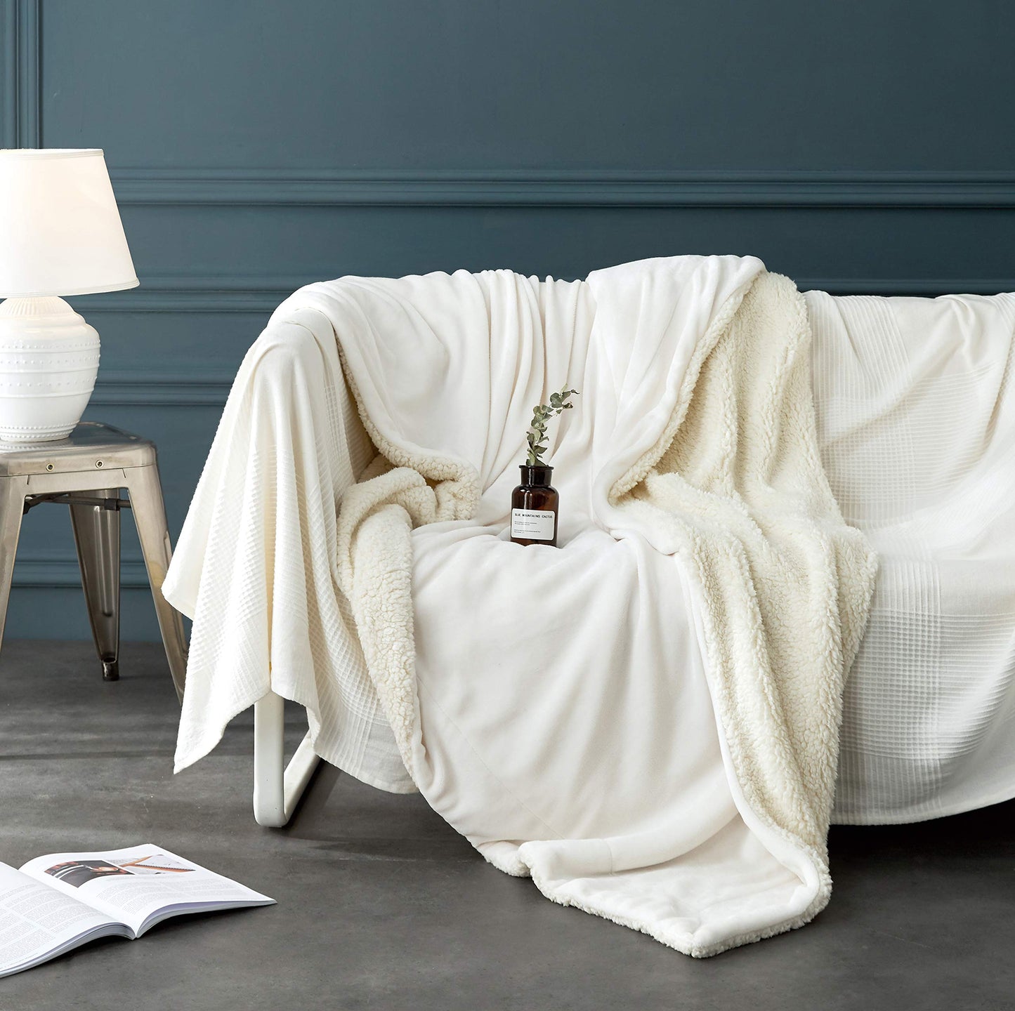 LBRO2M Sherpa Fleece Bed Blanket Queen Size Super Soft Fuzzy Plush Warm Cozy Fluffy Microfiber Couch Throw Double Reversible Blankets,Ivory